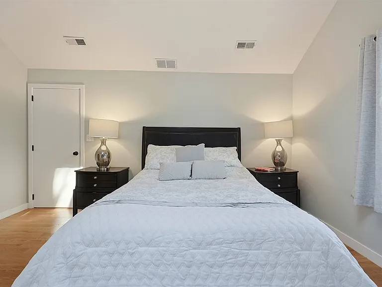 103 Metropolitan Ave #103 — Photo 18