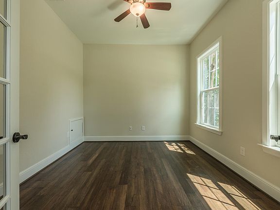 3rd image of 5200 Avenue H