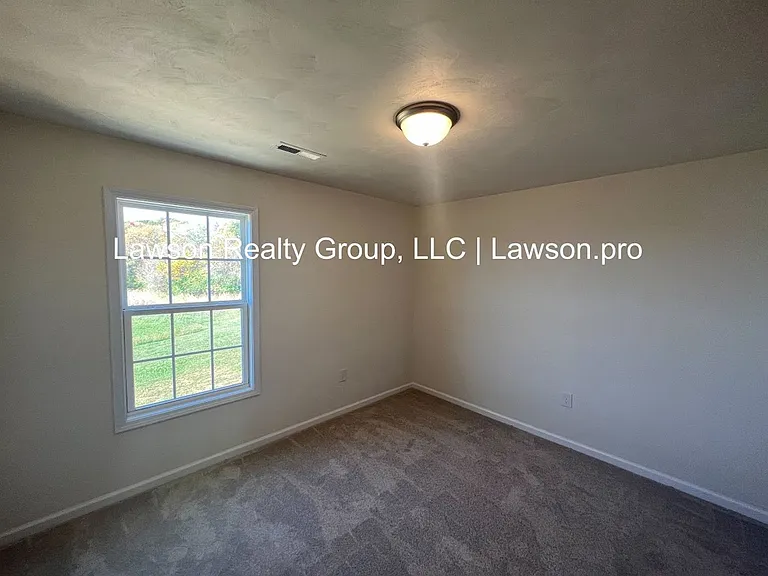 2080 Lawson Ln — Photo 40