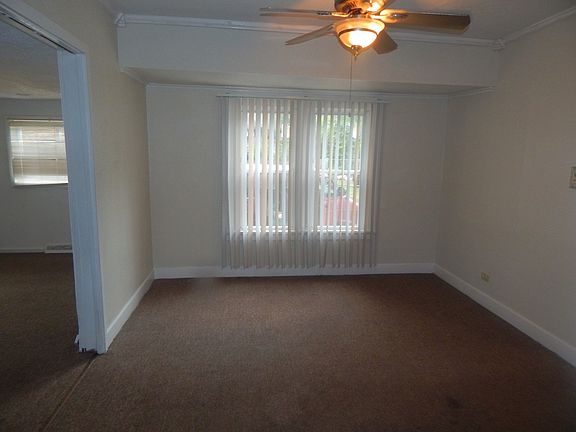 5th image of 55 Kenilworth Ave