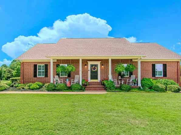 1030 El Dorado Rd, Benton, AR 72019