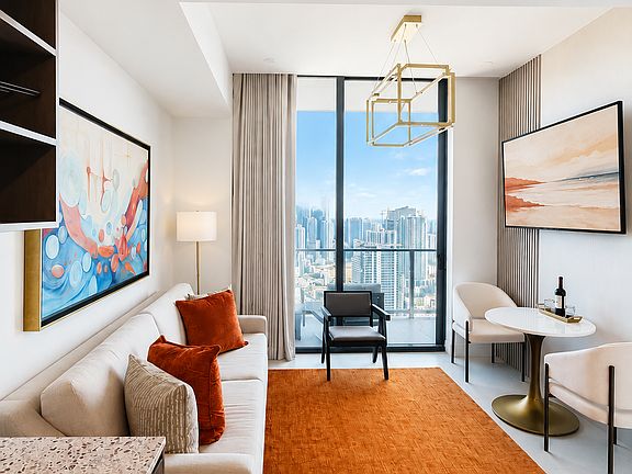 5th image of 159 NE 6th St #Penthouse 5014