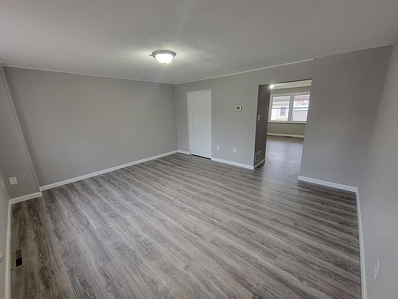 2nd image of 8036 Lansdale Rd #1