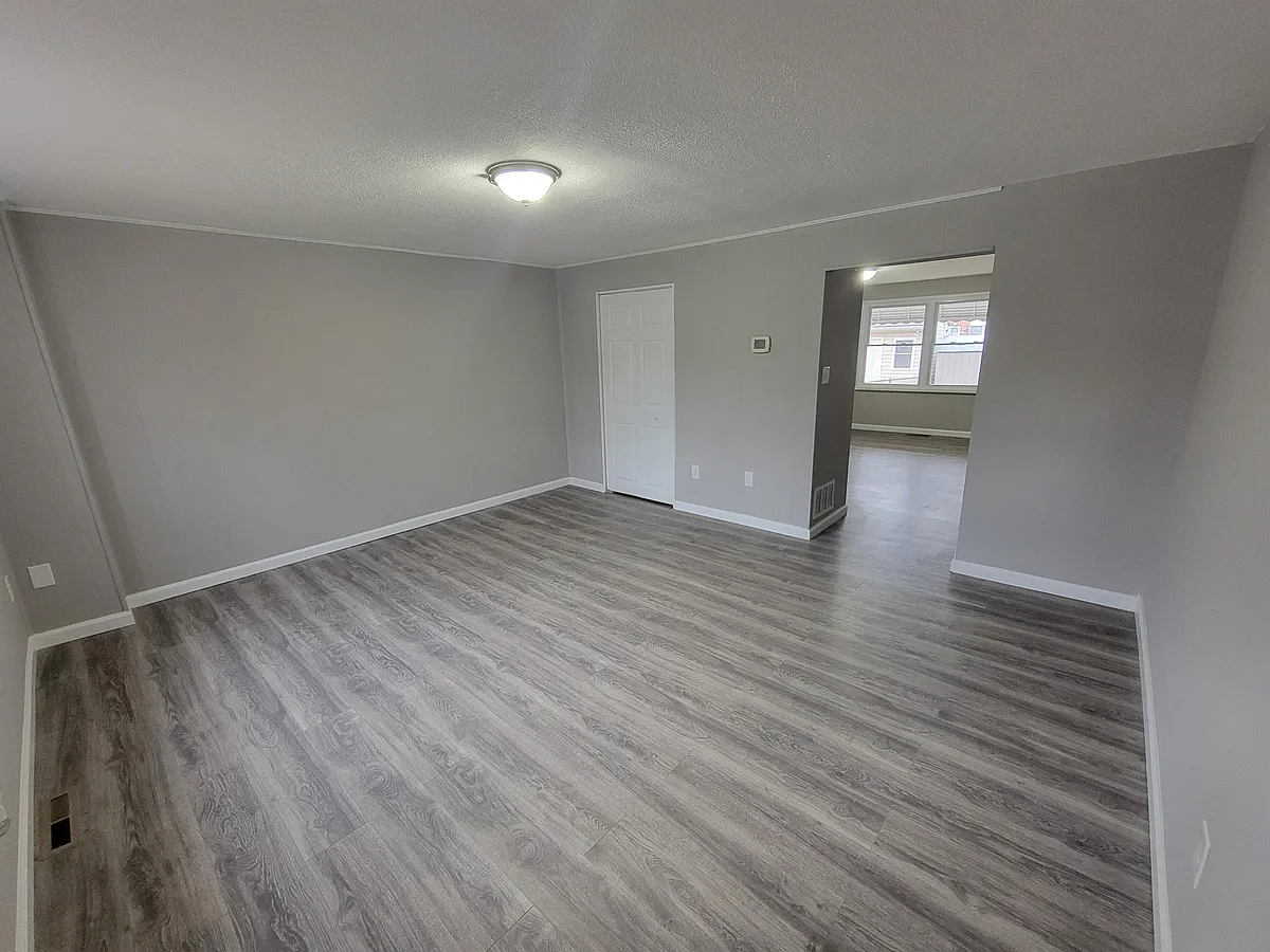 Building Photo - 8036 Lansdale Rd #1