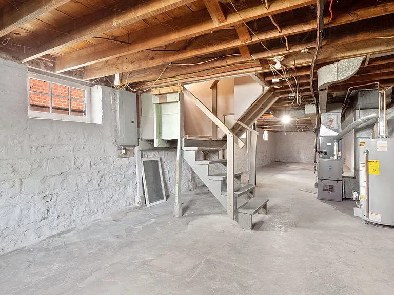 4934 Potomac — Photo 16