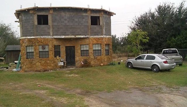 1st image of 2905 Elena St