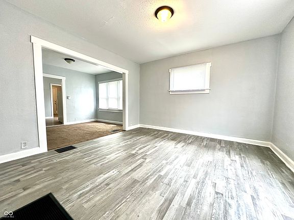5th image of 349 Villa Ave