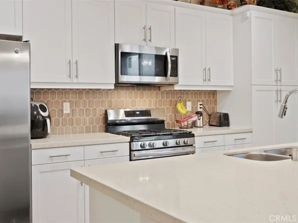 2248 Ridge Ct, Perris, CA 92571
