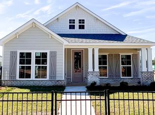 114 Everly Cir, Ocean Springs, MS 39564