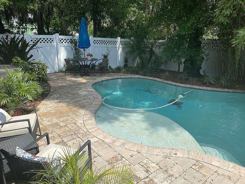 2nd image of 31 Magnolia Ave