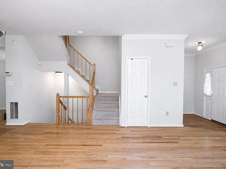 3940 Kathryn Jean Ct — Photo 7