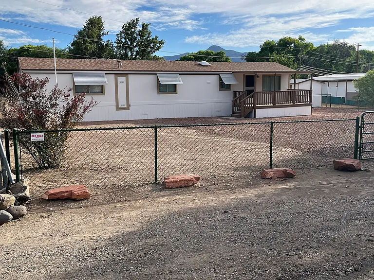 3205 S Dinky Creek Dr — Photo 20