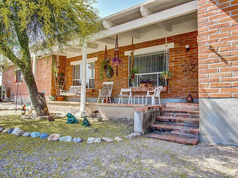 2nd image of 10151 E Kleindale Rd