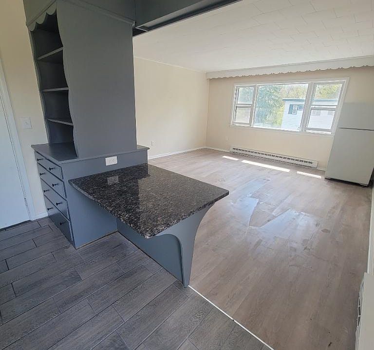 1st image of 539 Bloomingrove Dr #3