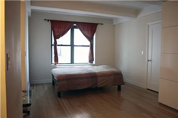 Rented by R New York | media 45