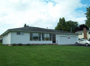 1455 Shoecraft Rd, Penfield, NY 14526