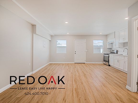 4th image of 8015 S Western Ave #10