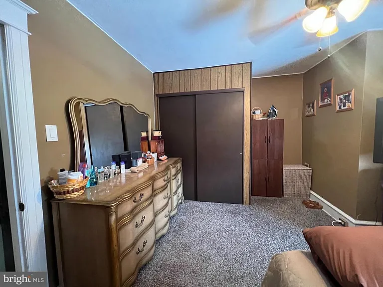 3531 Sheffield Ave — Photo 9
