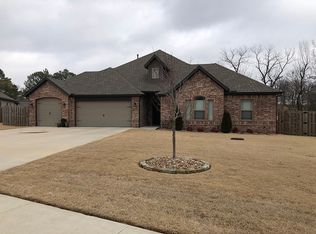 606 Quail Run, Springdale, AR 72762