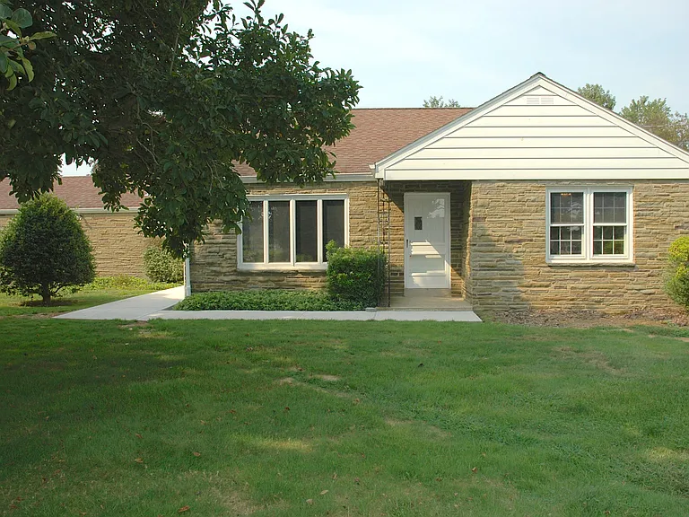 195 Robbinsville Edinburg Rd — Photo 1