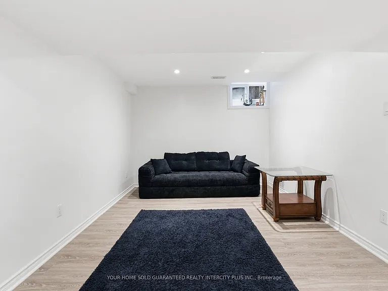 7 Storica Dr #BASEMENT — Photo 19
