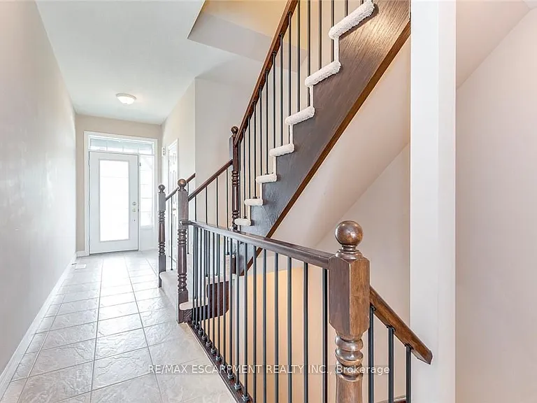 2340 Whistling Springs Cres — Photo 21