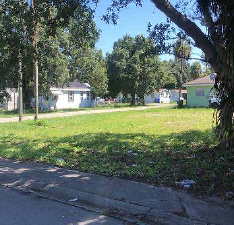 1st image of 703/705 Karlov St