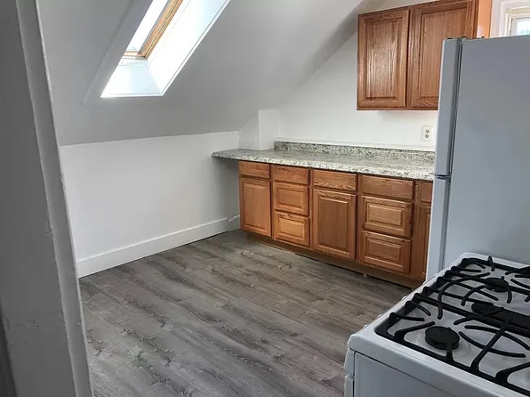 635 Fall River Ave, Seekonk, MA