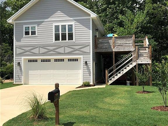 4th image of 4302 Hillsboro Dr