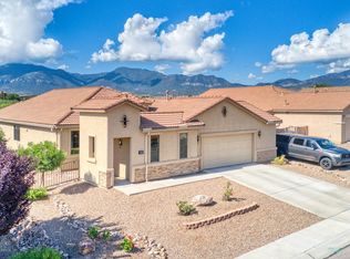 3372 Red Leaf Ln, Sierra Vista, AZ 85635