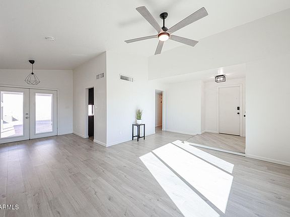 4th image of 12250 N 26TH Place