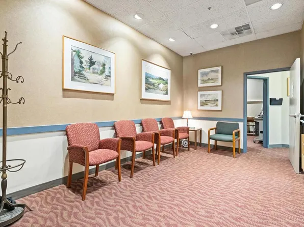 10 Hawthorne Pl Suite 106, Boston, MA 02114