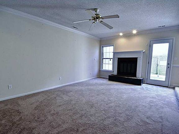 5th image of 1509 Stonemoss Ct