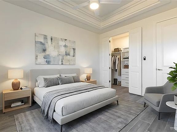 3rd image of 5808 Ozark Ave #3