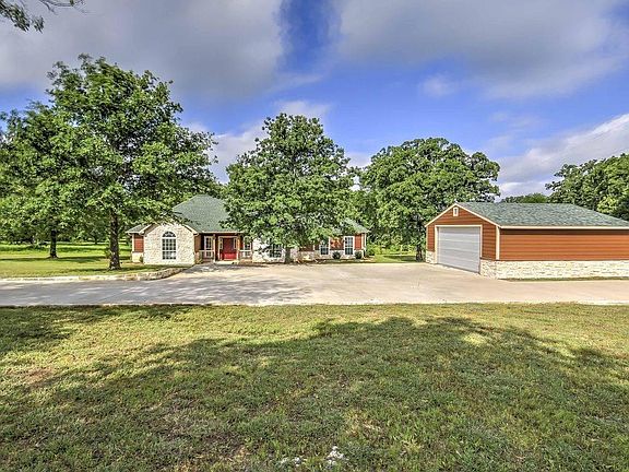 4th image of 119 Sweetwater Trl
