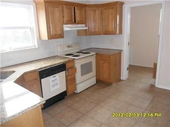 4th image of 9127 Ann Ave