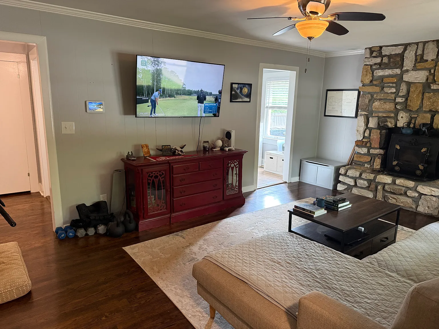 2 bed, 1200 sqft, $1,700 — Photo 2