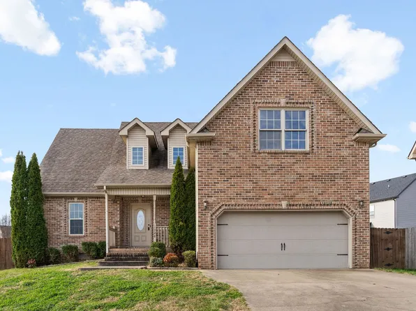 1328 Southwood Ct, Clarksville, TN 37042