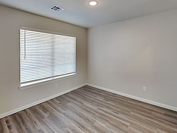 5th image of 489 Hardesty Dr