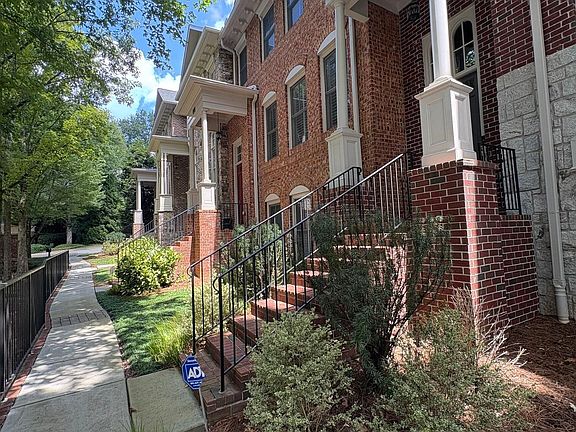 2nd image of 1085 Charles Towne Sq