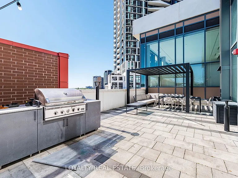 5 Wellington St S #207 — Photo 29