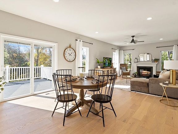 Morgan Dining Nook Great Room