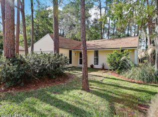 10228 Pine Breeze Rd W, Jacksonville, FL 32257