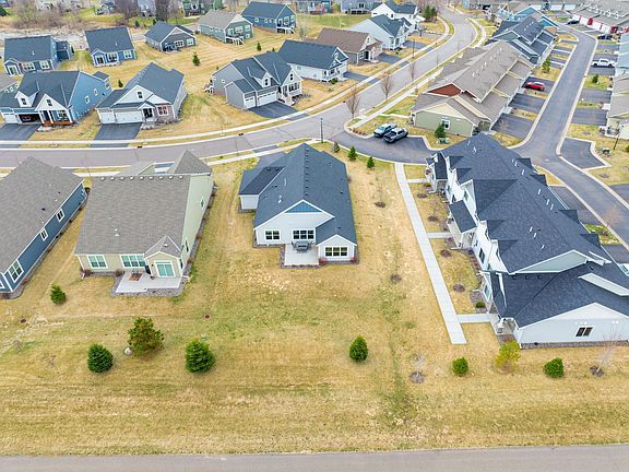 4th image of 6990 Lancaster Way NE