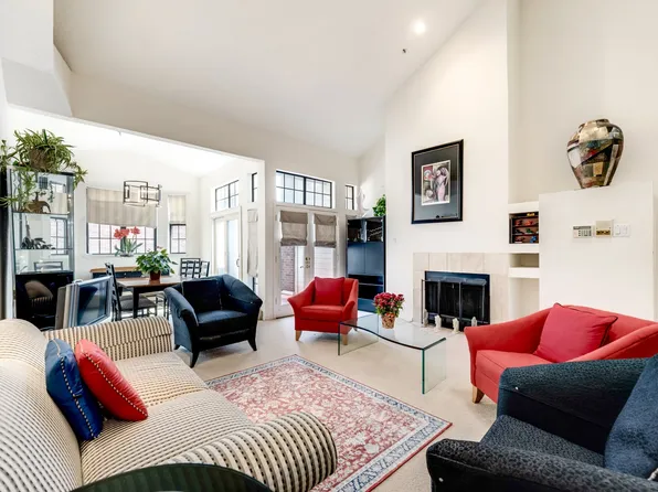 3235 Cole Ave #55, Dallas, TX 75204