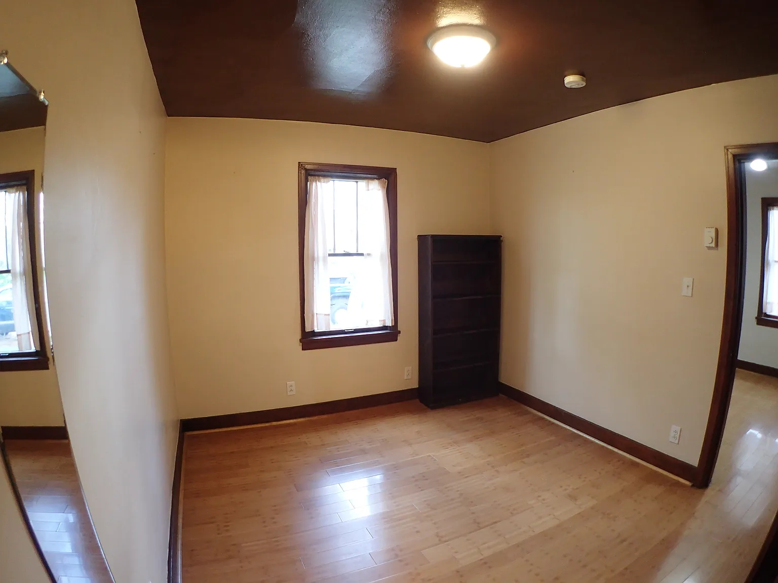 1 bed, 754 sqft, $1,075 — Photo 4