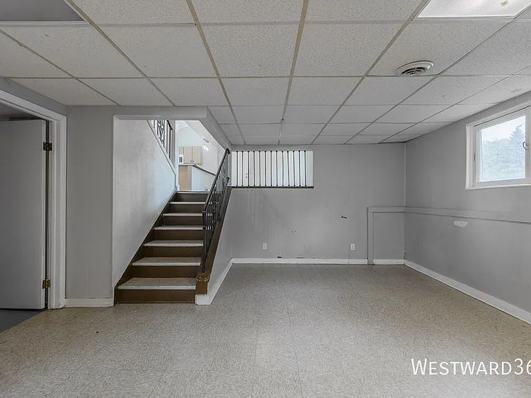 2221 Belmont Ave #SFH — Photo 24