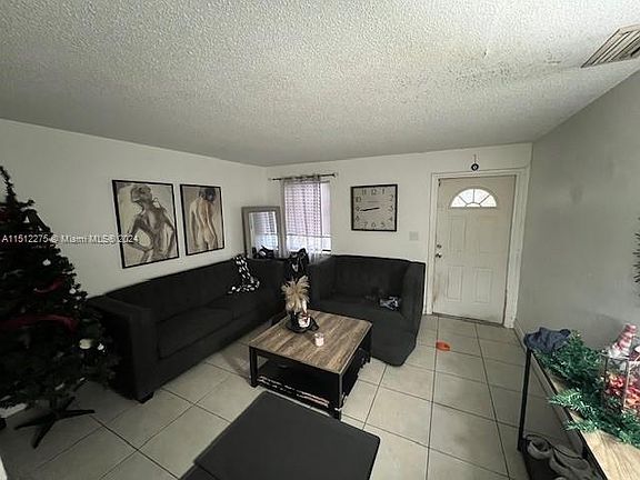 3rd image of 200 SW 113th Ave APT 203
