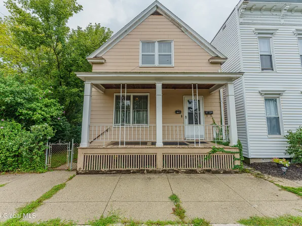 2307 6th Avenue, Watervliet, NY 12189