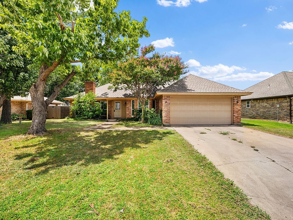 1st image of 8 Cimarron Dr
